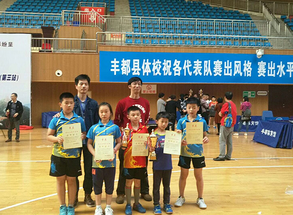 成人成人毛片18女人毛片免费看麻豆